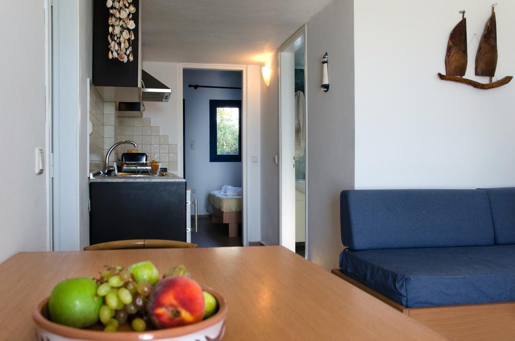 Yialos Studios-Apartments Makrýgialos Eksteriør billede