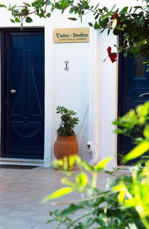 Yialos Studios-Apartments Makrýgialos Eksteriør billede